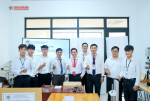11 SINH VIÊN ĐIỆN - ĐIỆN TỬ BẢO VỆ THÀNH CÔNG ĐỒ ÁN TỐT NGHIỆP