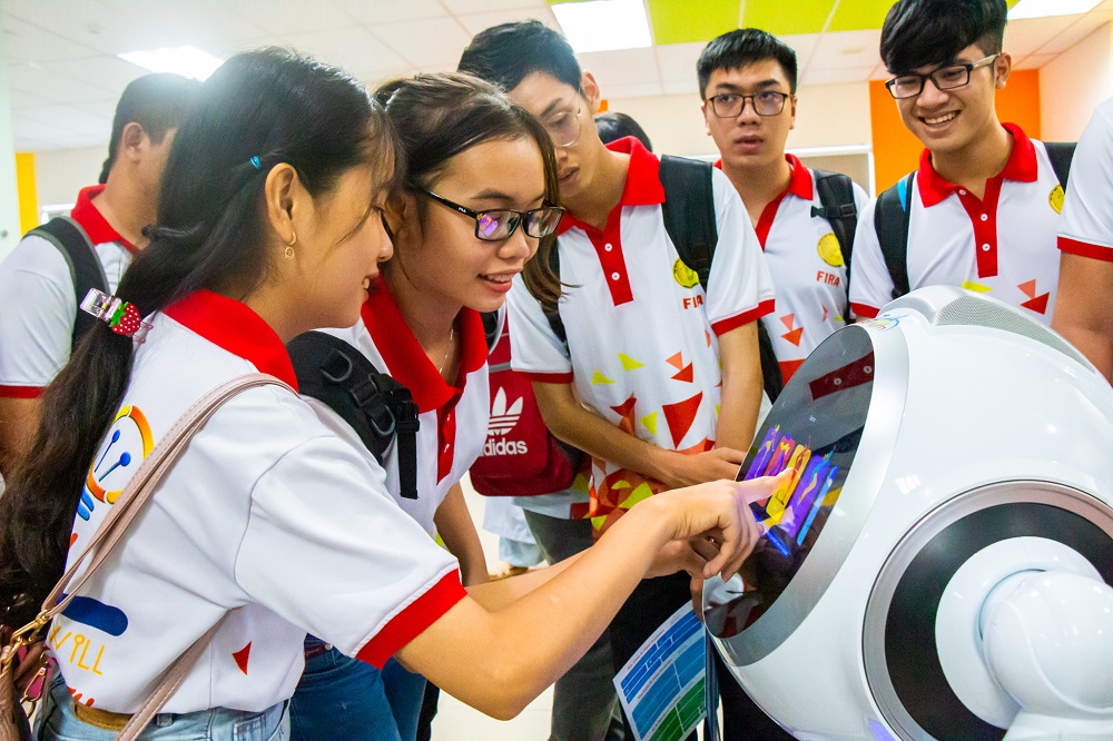 fira tham quan kien tap 1