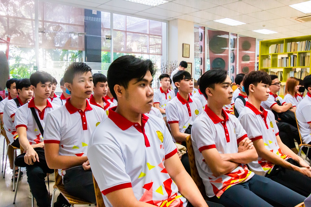 fira tham quan kien tap 10