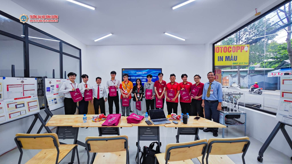 🔰 "DẤN CHÂN" VÀO THỰC TẾ: KHI LÝ THUYẾT NÓI BẰNG SẢN PHẨM 🔰